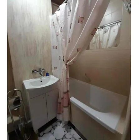 с любовью